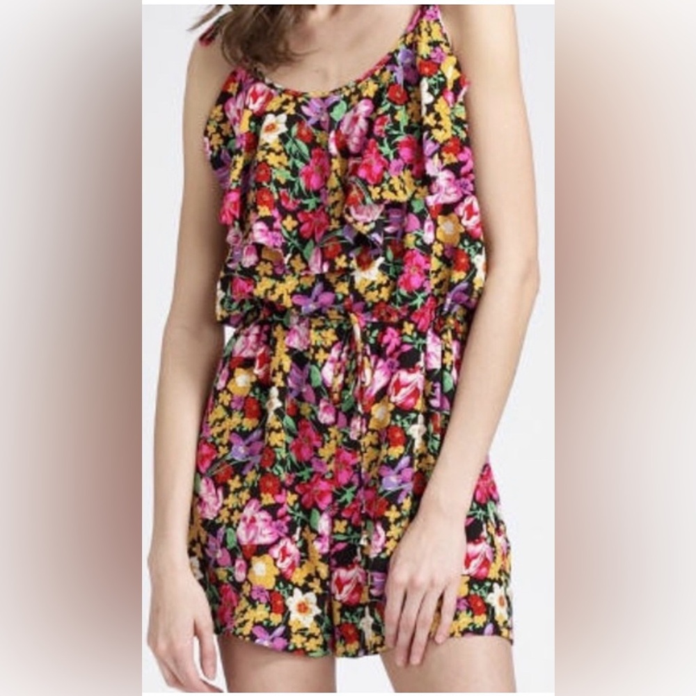 AKA New York, 100% Silk Black Floral Romper, Women’s size Small (4-6)